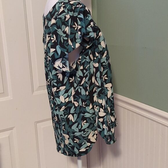 RYAN Wythe 1X lightweight top capped sleeves hides flaws summer greenery - Picture 8 of 11